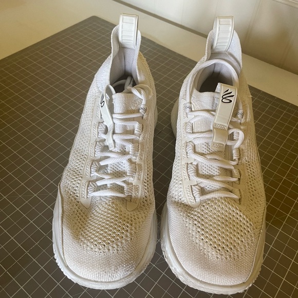 Steph Curry Tennis Shoes - Picture 1 of 4